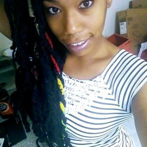 Meet your Posher, Deanna